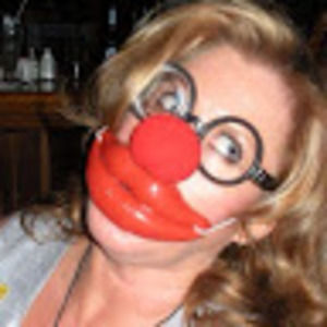 Meet your Posher, Suzanne